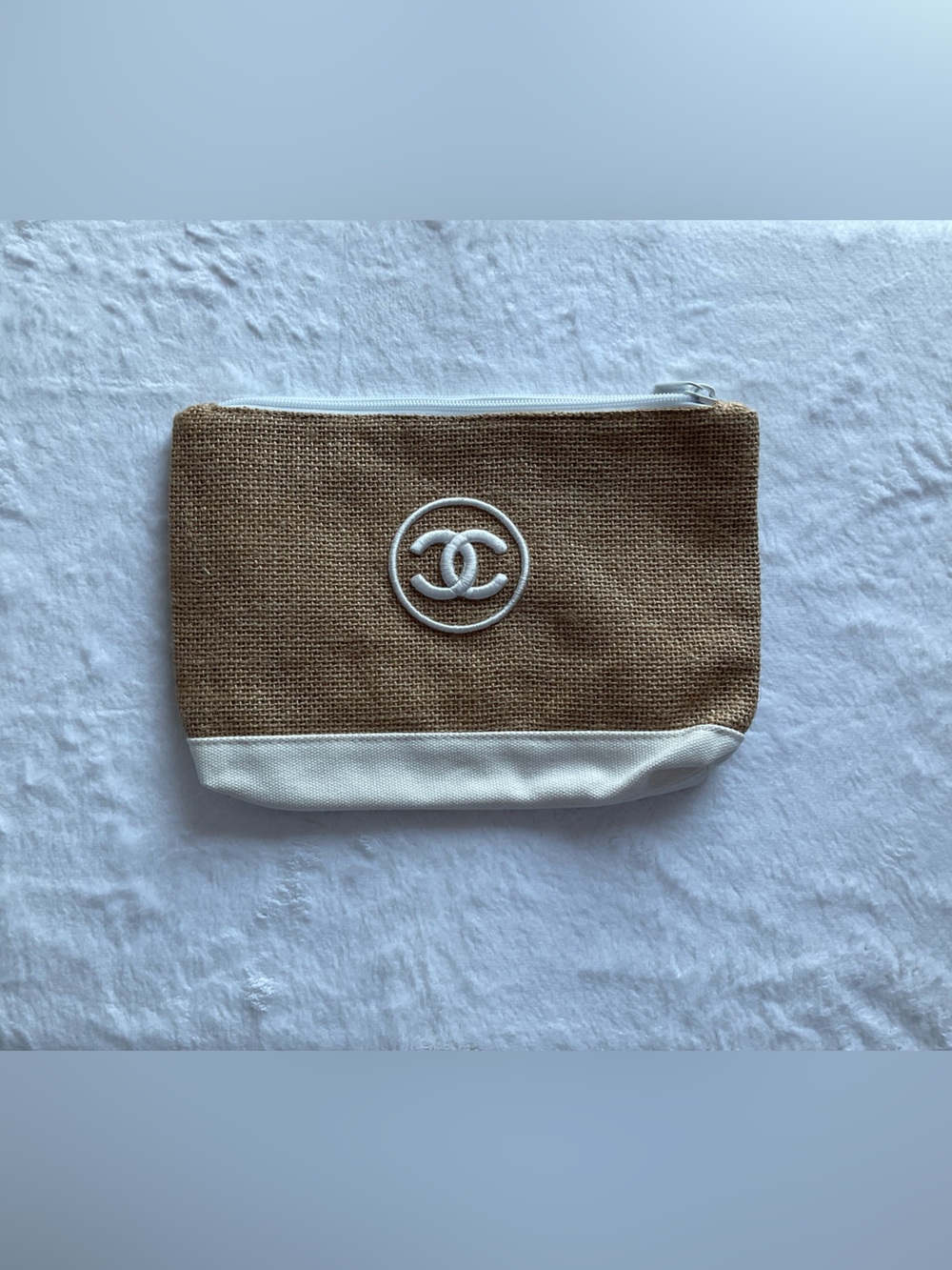 CHANEL GWP Beige and White Raffia Cosmetic Pouch